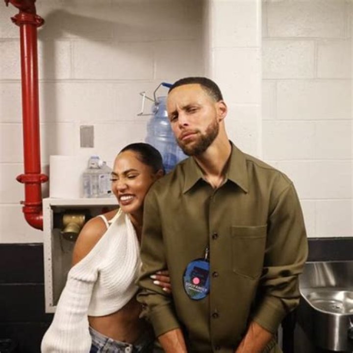 Ayesha Curry Responds With Epic Clap Back After Hater Calls Her A ‘Farm Animal’