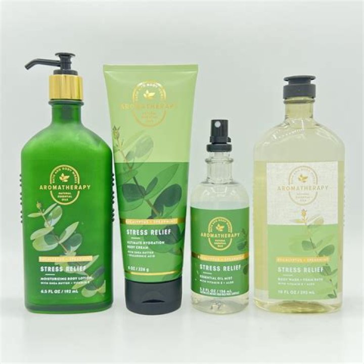 Courteney Cox Gave Her Stamp of Approval on This Eucalyptus Body Wash