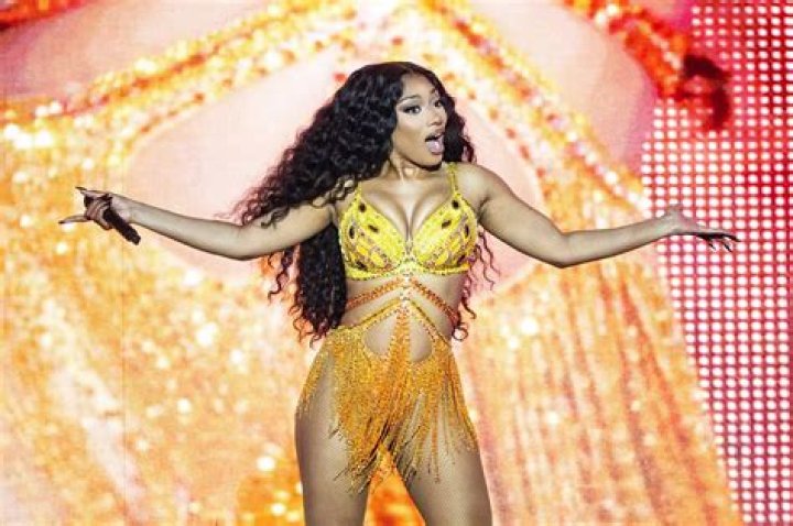iHeartRadio Music Awards 2022 Red Carpet Photos: Halsey, Megan Thee Stallion & More