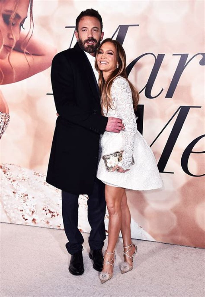 Jennifer Lopez Reflects On 1st Split From Ben Affleck – Hollywood Life