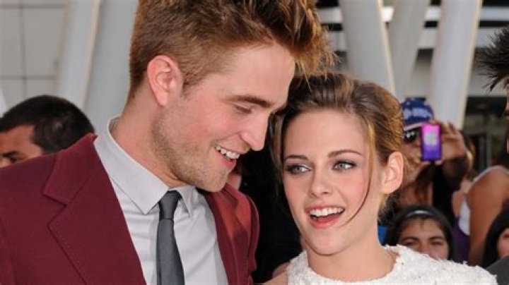 Kristen Stewart & Robert Pattinson: Her Fears For Him After Engagement