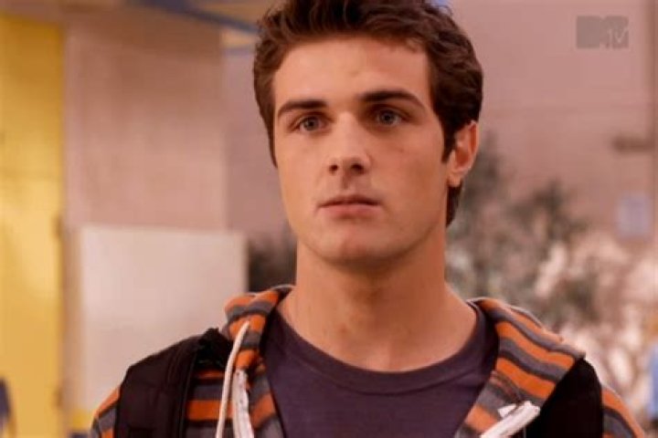 Matty Moves In With Jenna — Season 3 Episode 4 Recap – Hollywood Life