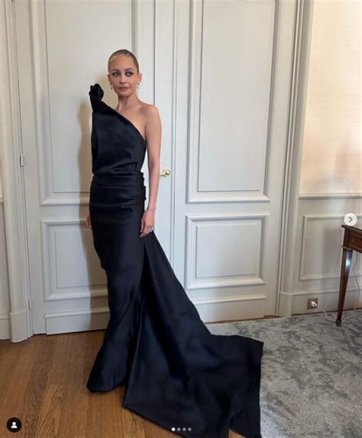 Nicole Richie Steals The Show In Black Dress At Sofia’s Wedding: Photo – Hollywood Life