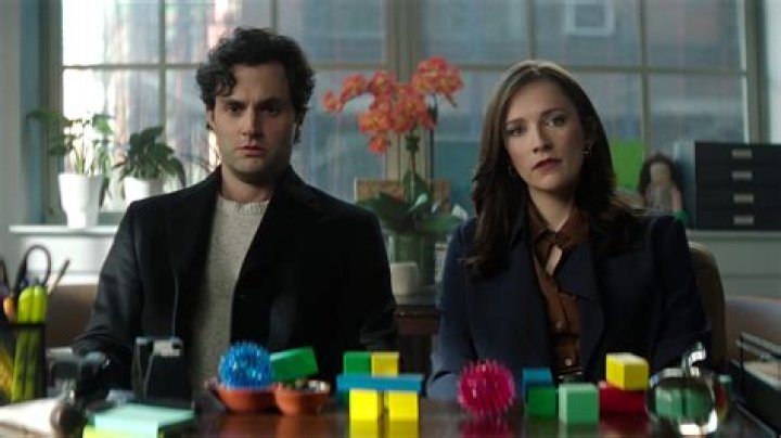 Penn Badgley’s Joe Is A Stalker – Hollywood Life