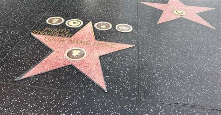 Reveals Why She Can’t Walk – Hollywood Life