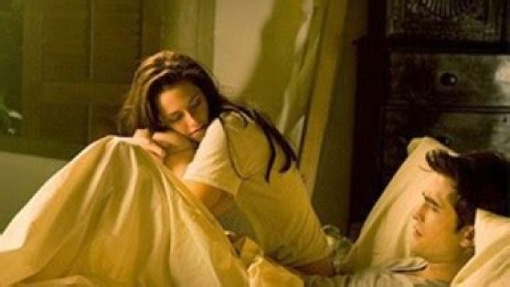 Robert Pattinson Is ‘Amazing In Bed’ — Ex Spills In Sexy New Report