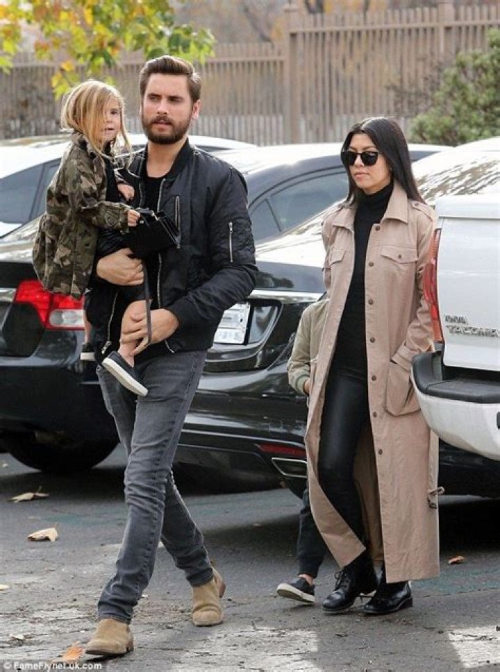 Scott Disick & Lina Sandberg Caught PDAing: Poor Kourtney Kardashian — Pics
