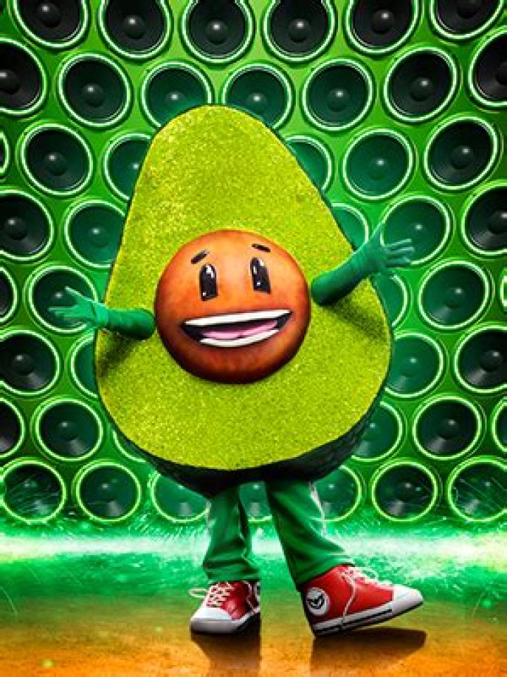 See Avocado & More Wild Looks – Hollywood Life