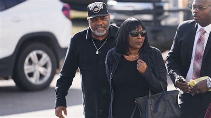 Tyre Nichols’ Mother Demands Justice For Her Son On ‘The View’ – Hollywood Life