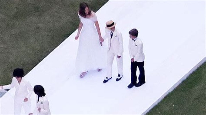 Violet Affleck, 16, & Jennifer Lopez’s Son Max, 14, Sweetly Hold Hands During Parents Wedding: Photos