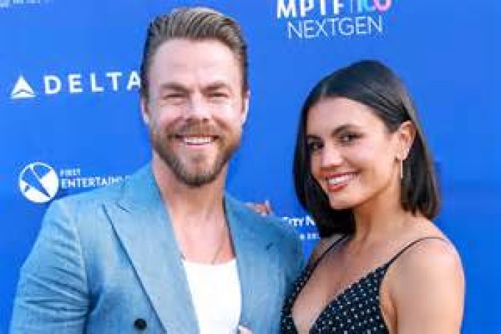 Who Is Hayley Erbert? Meet Derek Hough’s Gorgeous Fiancée – Hollywood Life