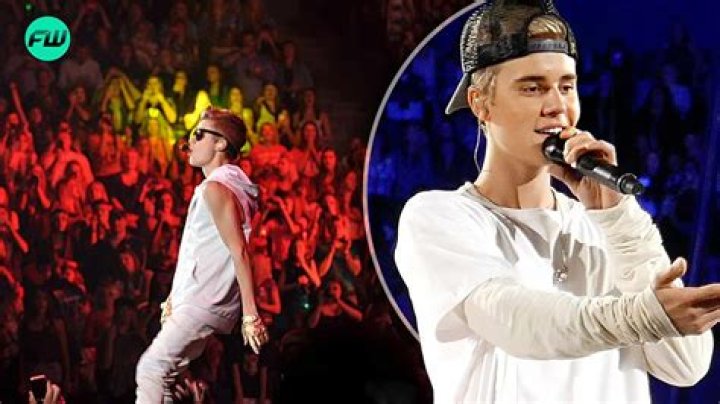 Why Justin Bieber Reportedly Cried in Social Media Photos